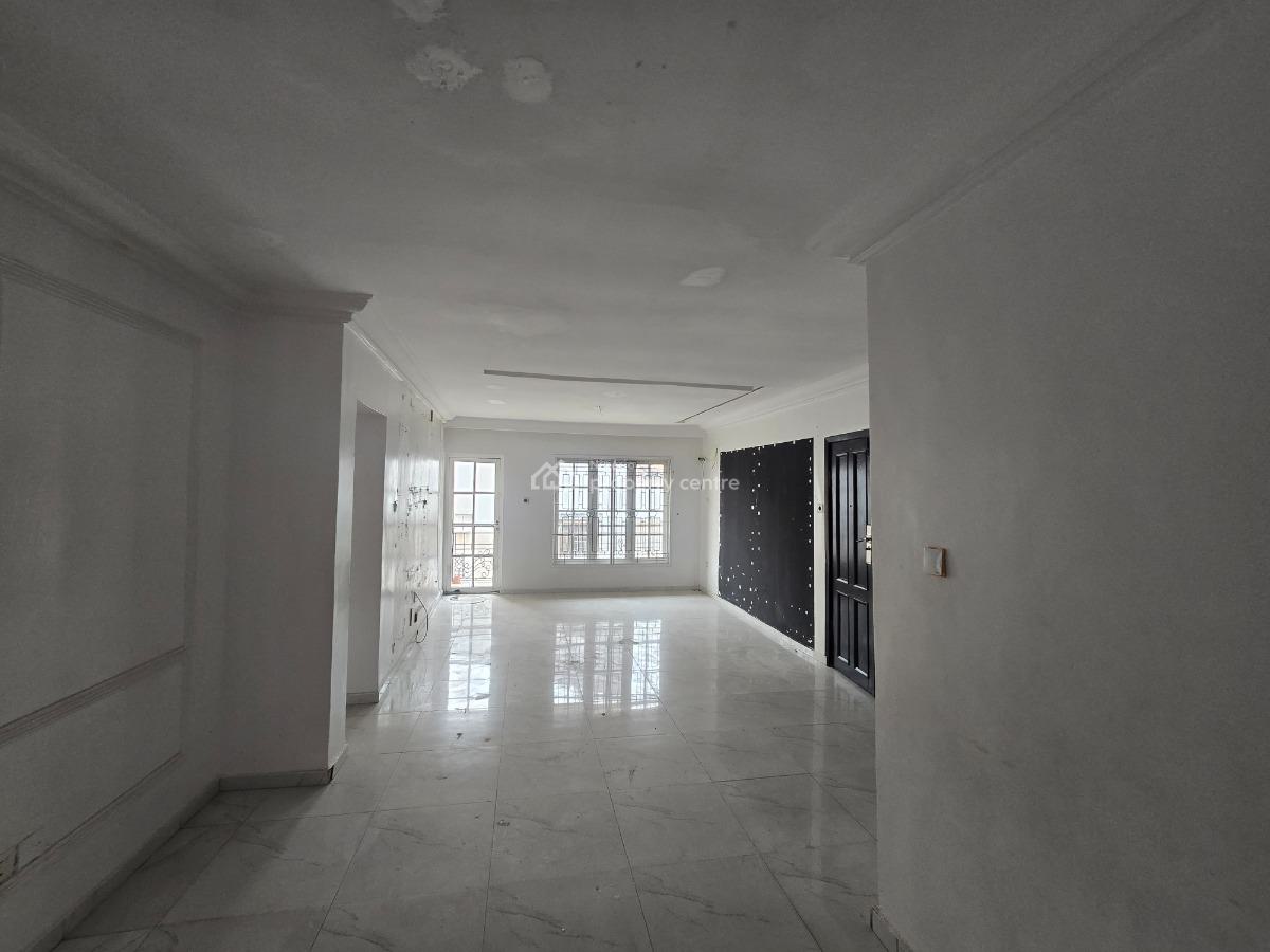 Self Services 3-bedroom Flat Apartment, Off Admiralty Road, Lekki Phase 1, Lekki, Lagos, Flat / Apartment for Rent