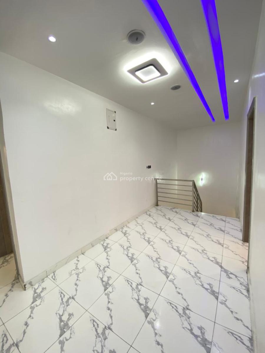 4 Bedroom, Lekki Phase 1, Lekki, Lagos, Terraced Duplex for Sale