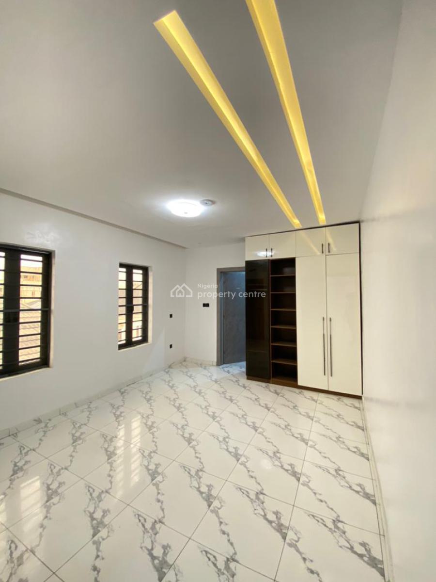 4 Bedroom, Lekki Phase 1, Lekki, Lagos, Terraced Duplex for Sale