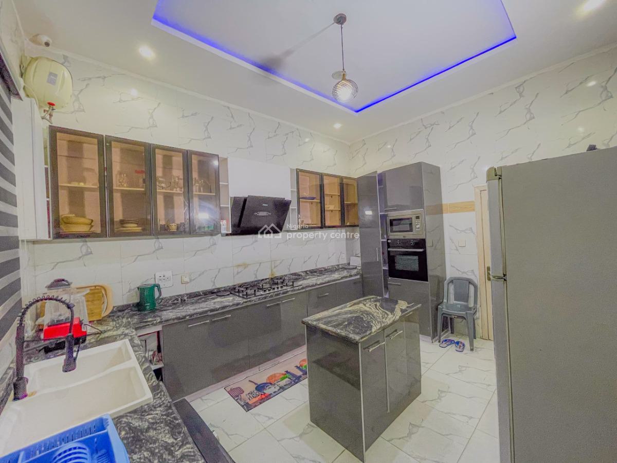 3 Bedroom Duplex, Royal Pine Road Orchid, Lekki, Lagos, Self Contain (single Rooms) Short Let