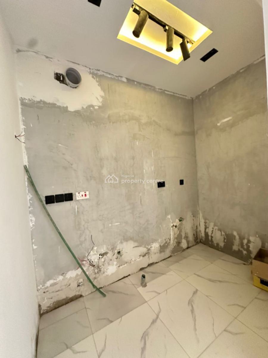 Spacious 2bedroom Apartment, Lekki Right Hand Side, Lekki Phase 1, Lekki, Lagos, Flat / Apartment for Rent