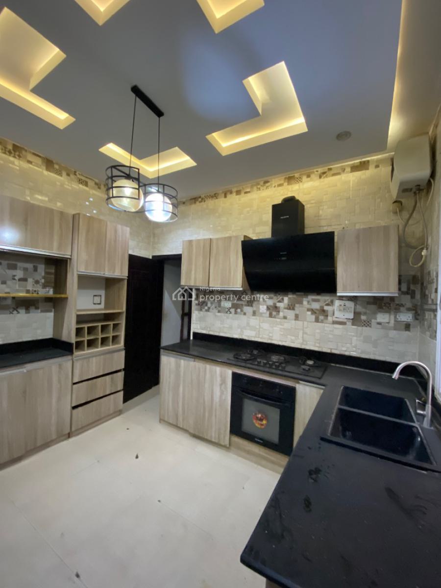 1 Bedroom Shared Apartment, Chevron, Lekki, Lagos, Flat / Apartment for Rent