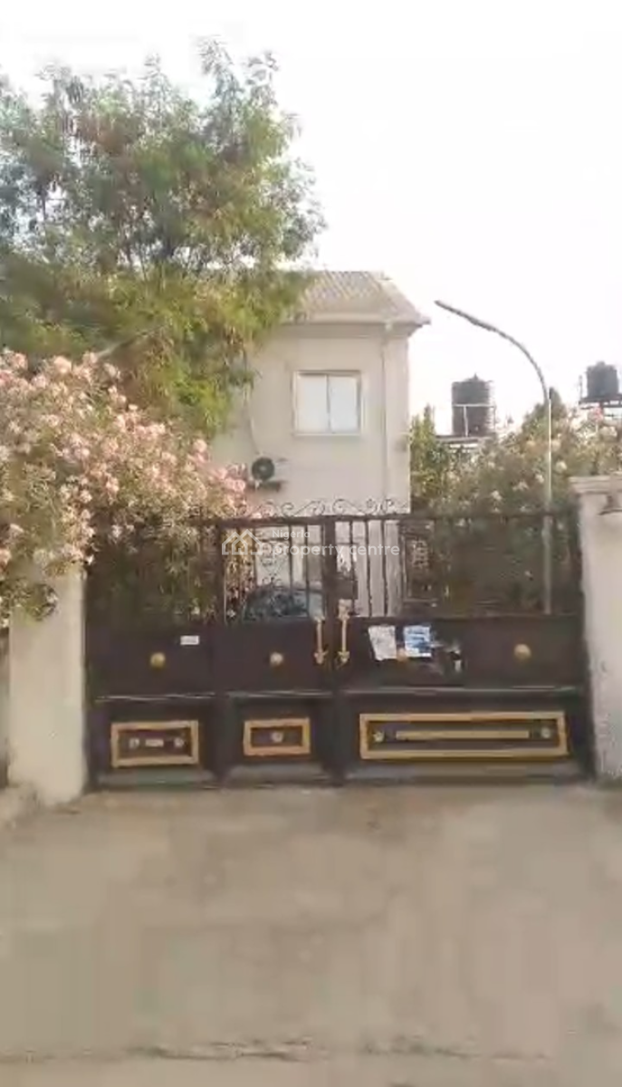 Clean 3 Bedroom Duplex Plus Bq, Naf Valley Estate, Asokoro District, Abuja, Semi-detached Duplex for Sale