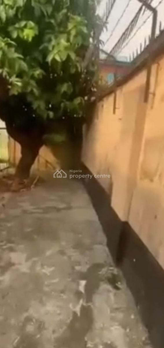 Vacant_4bedroom Detached Bungalow, with Mini Flat on, Surulere, Lagos, Detached Bungalow for Sale