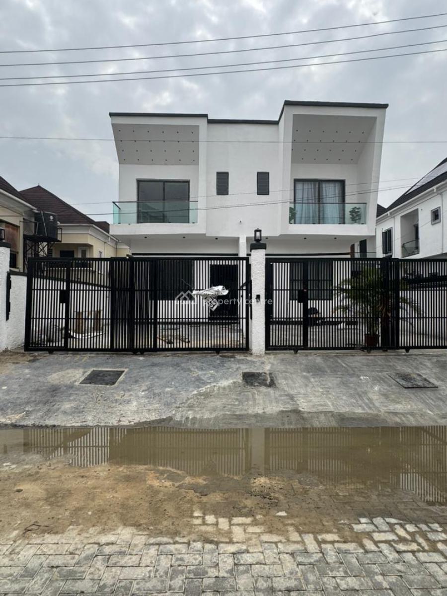 Beautifully Built 4 Bedroom Semi Detached Duplex in a Well Secured Estate, Chevron, Lekki Phase 2, Lekki, Lagos, Semi-detached Duplex for Sale