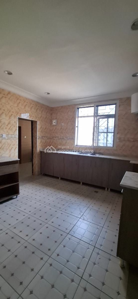 Standard 3 Bedroom Apartment with Bq, Jahi, Abuja, Flat / Apartment for Rent