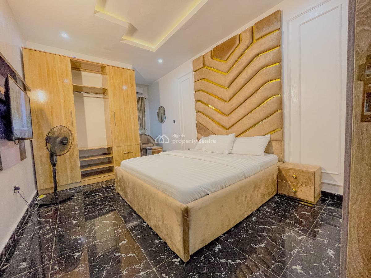 Luxury 2 Bedroom Ps5 Double Units, Sgp, Lekki, Lagos, Self Contain (single Rooms) Short Let