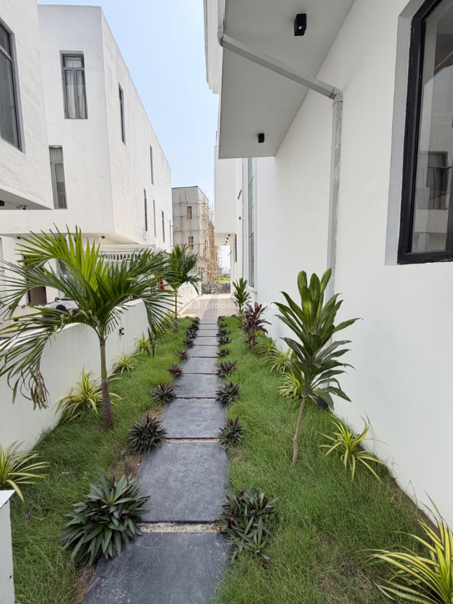 5bedroom Detached House with Swimming Pool and Cinema in Lekki Lagos, Lekki Phase 1, Lekki, Lagos, Detached Duplex for Sale