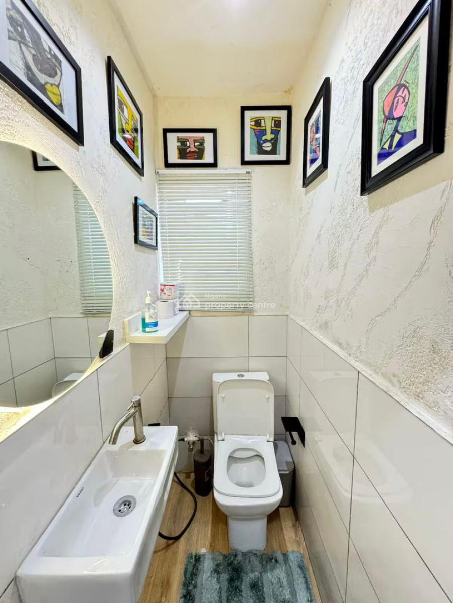 Luxury 2-bedroom Apartment with Pool Table & Tennis, Lekki Phase 1, Lekki, Lagos, Flat / Apartment Short Let