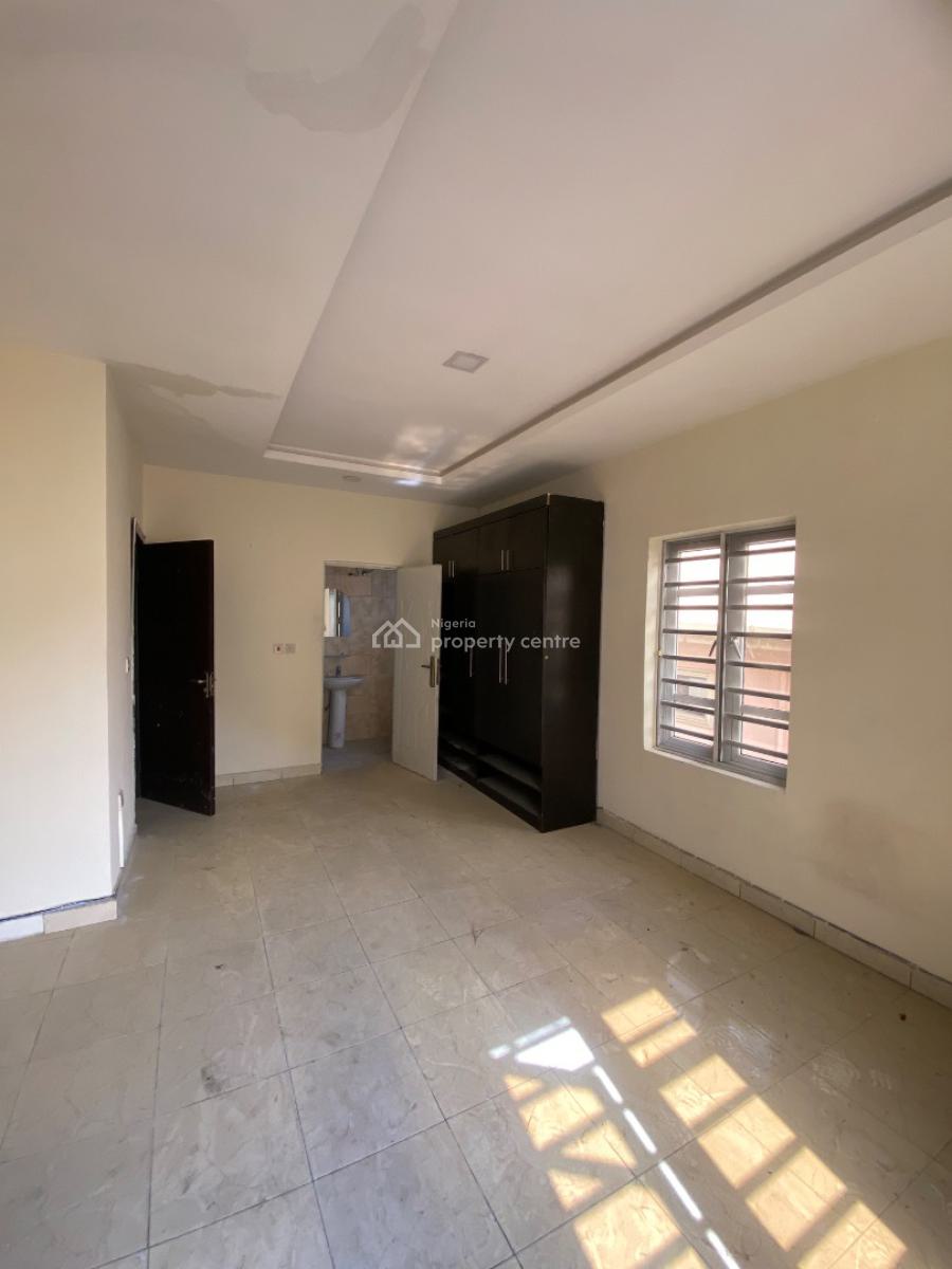 Clean 3bedroom Duplex with Bq, Thamos  Estate Before Sangotedo Shop Rite, Ajiwe, Ajah, Lagos, Semi-detached Duplex for Sale