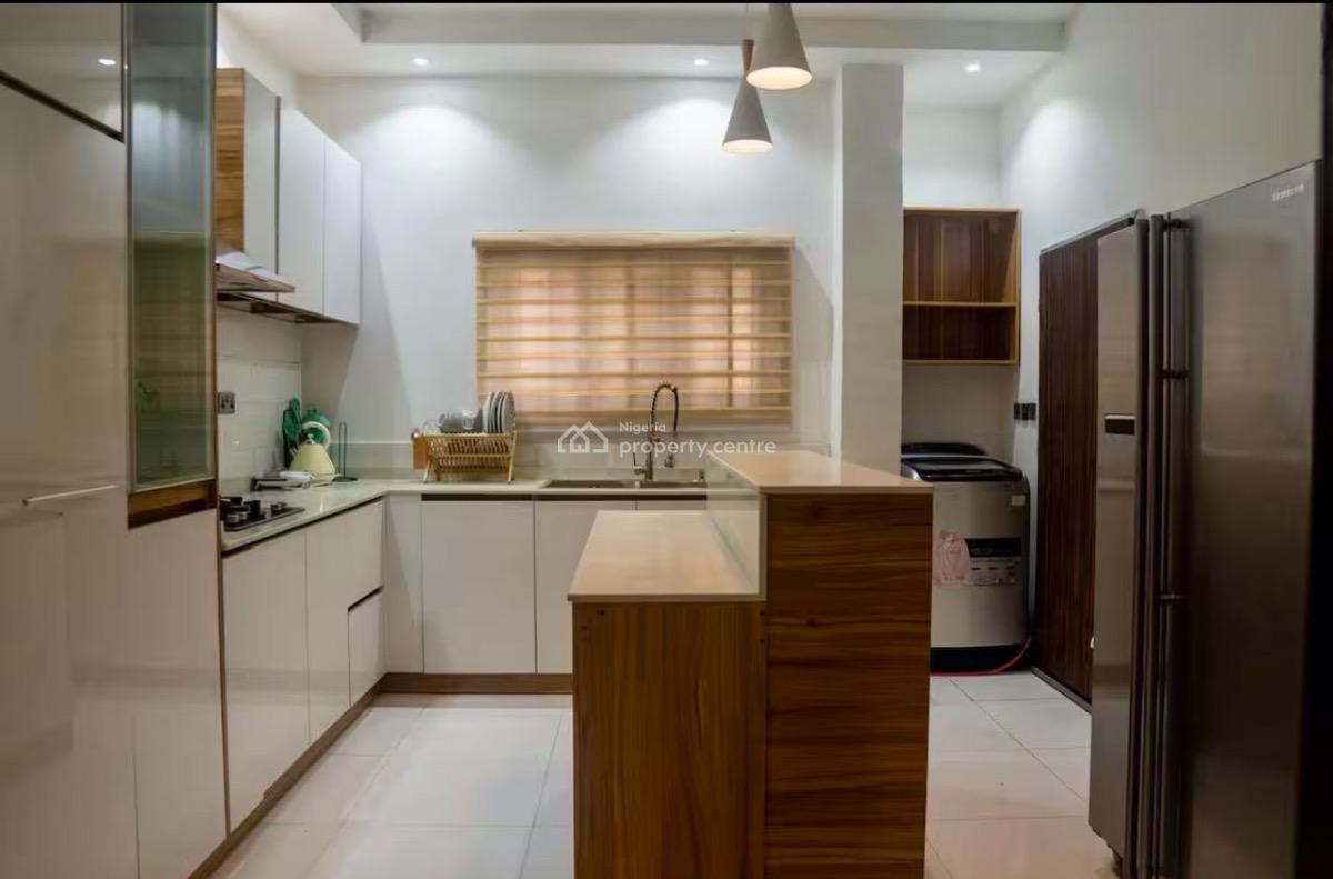 Luxuriously Furnished 3 Bedroom Apartment, Lekki Phase 1, Lekki, Lagos, Flat / Apartment for Rent