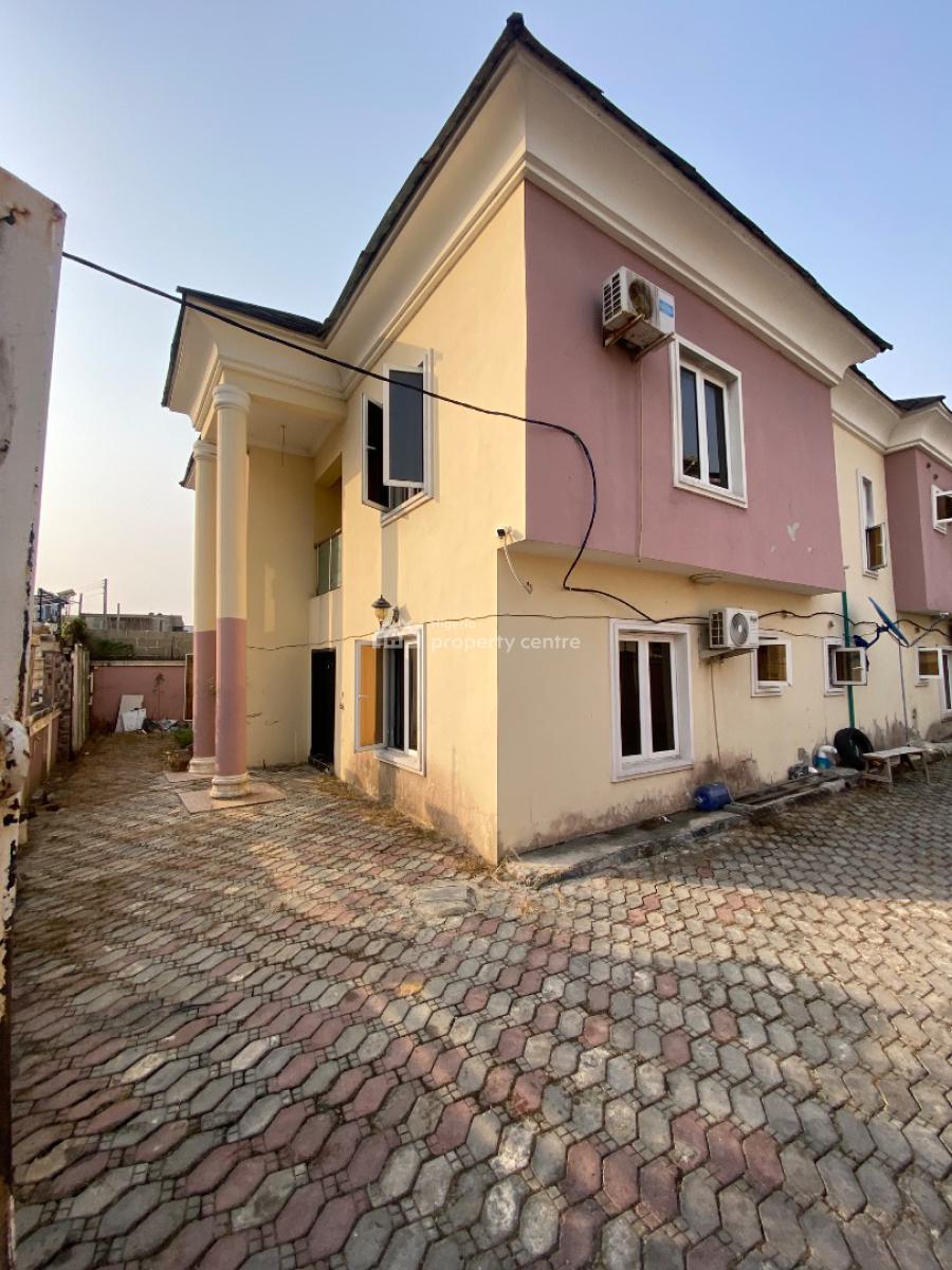 Building for Demolition, Gated Estate By Blenco Supermarket, Sangotedo, Ajah, Lagos, Block of Flats for Sale