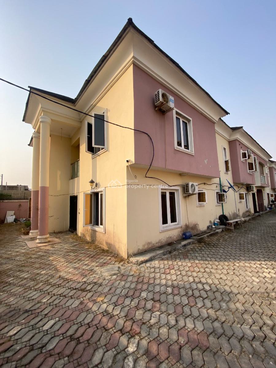 Building for Demolition, Gated Estate By Blenco Supermarket, Sangotedo, Ajah, Lagos, Block of Flats for Sale