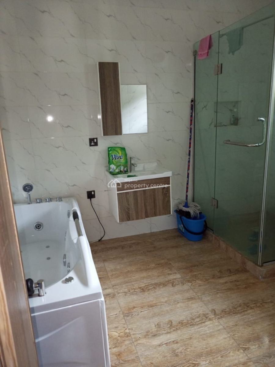 Luxury 4bedroom, Ologolo, Lekki, Lagos, Semi-detached Duplex for Rent