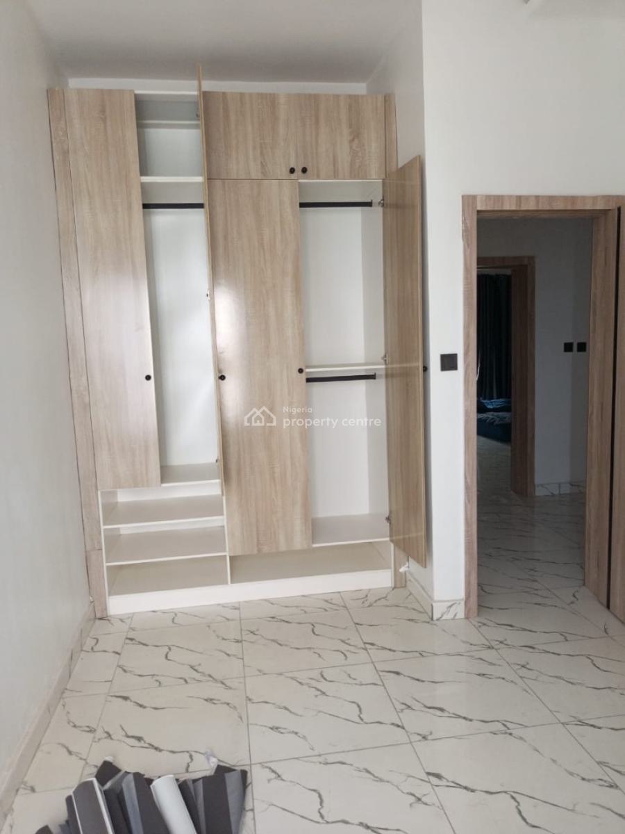 Luxury 4bedroom, Ologolo, Lekki, Lagos, Semi-detached Duplex for Rent