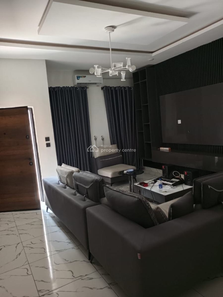 Luxury 4bedroom, Ologolo, Lekki, Lagos, Semi-detached Duplex for Rent