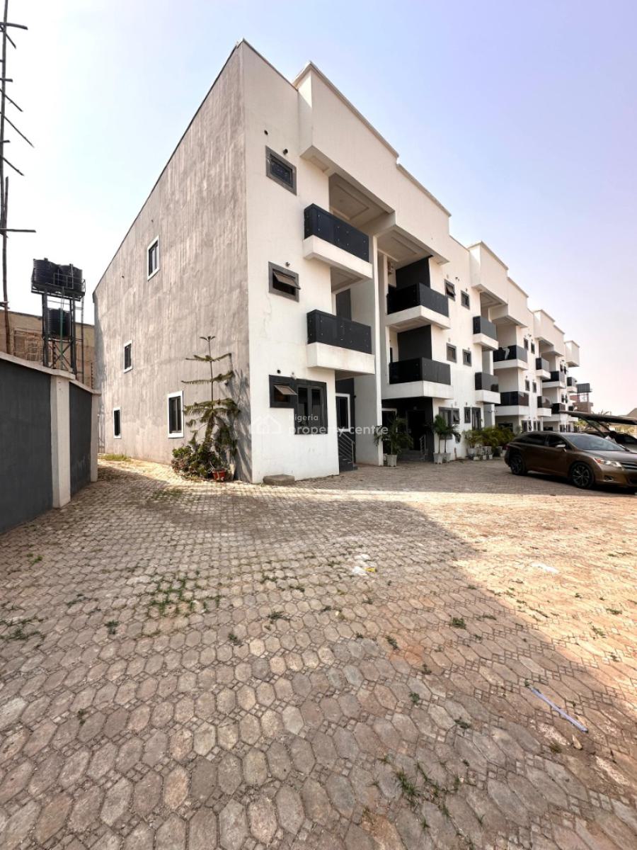 4bedroom Terrace Duplex with a Room Bq, Guzape District, Abuja, Terraced Duplex for Rent