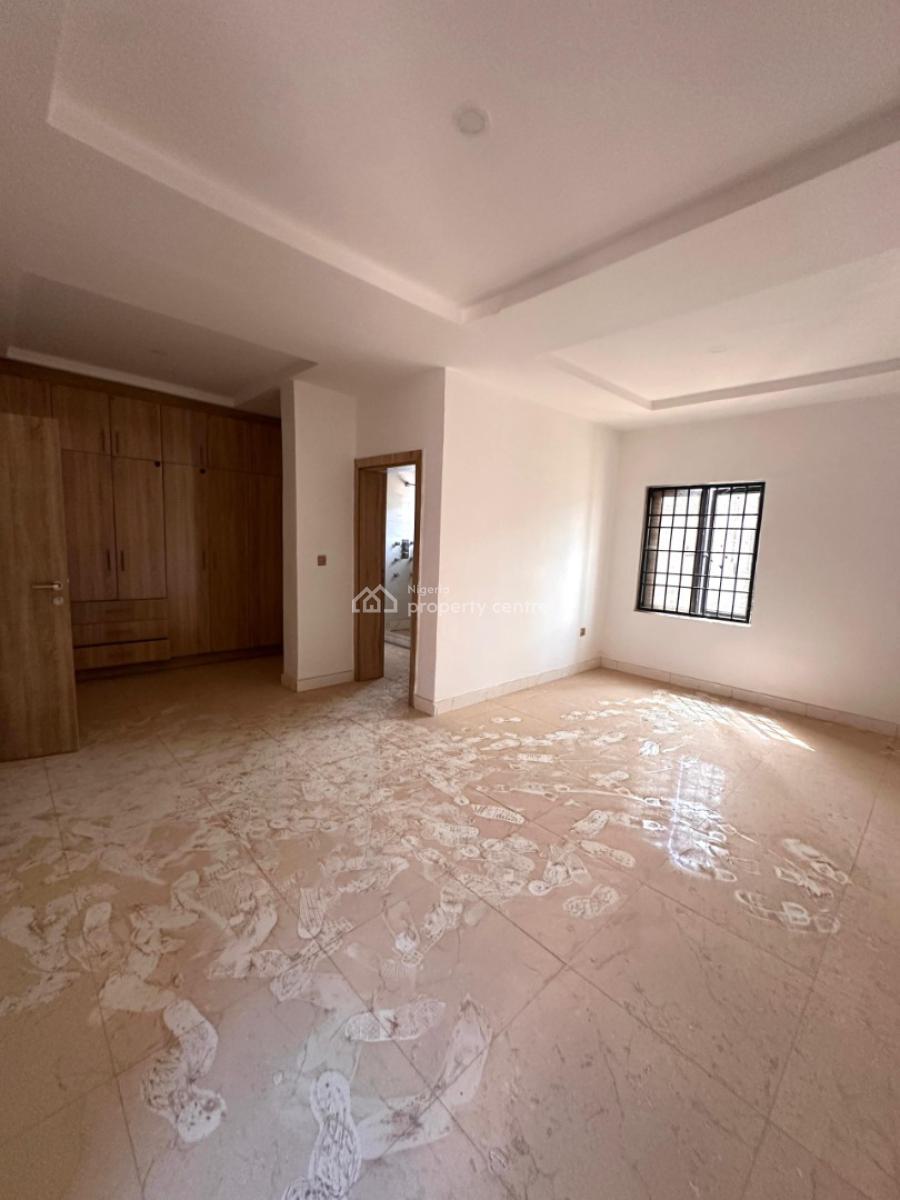 4bedroom Terrace Duplex with a Room Bq, Guzape District, Abuja, Terraced Duplex for Rent