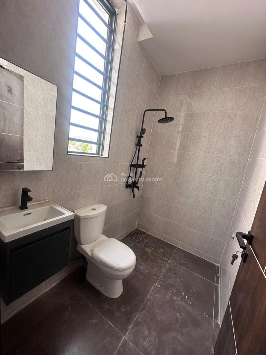 Luxurious 3bedroom Apartment + Bq Serviced, Lekki Phase 1, Lekki, Lagos, Flat / Apartment for Rent