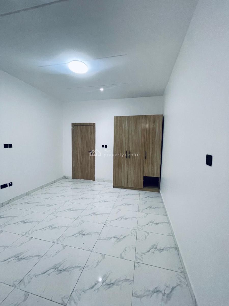 Luxury 2 Bedroom Apartment, Ologolo, Lekki, Lagos, Flat / Apartment for Sale