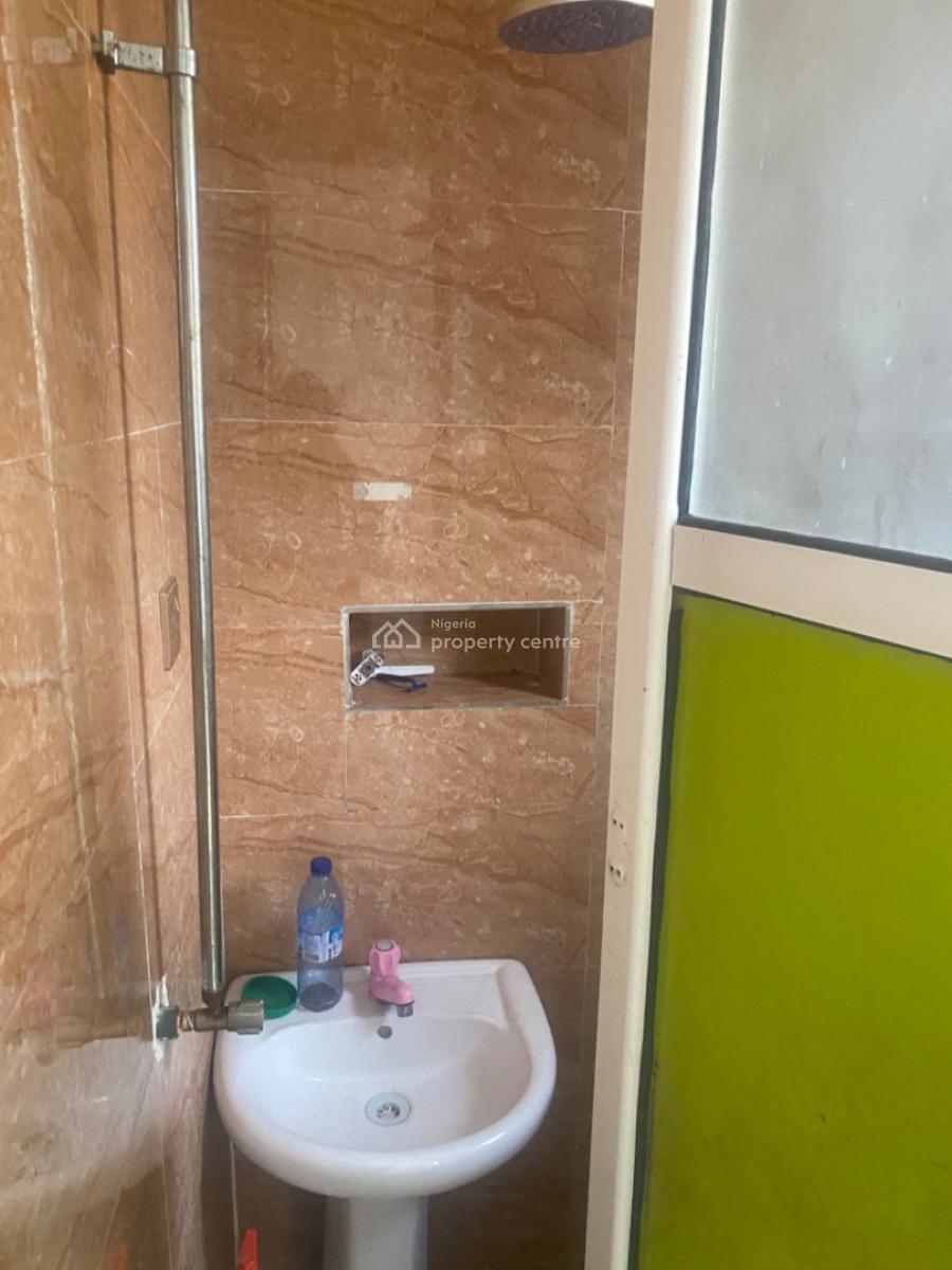 Single Room Self Contain (upstairs), Lekki, Lagos, Self Contain (single Rooms) for Rent