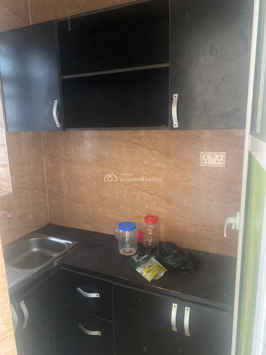 Single Room Self Contain (upstairs), Lekki, Lagos, Self Contain (single Rooms) for Rent