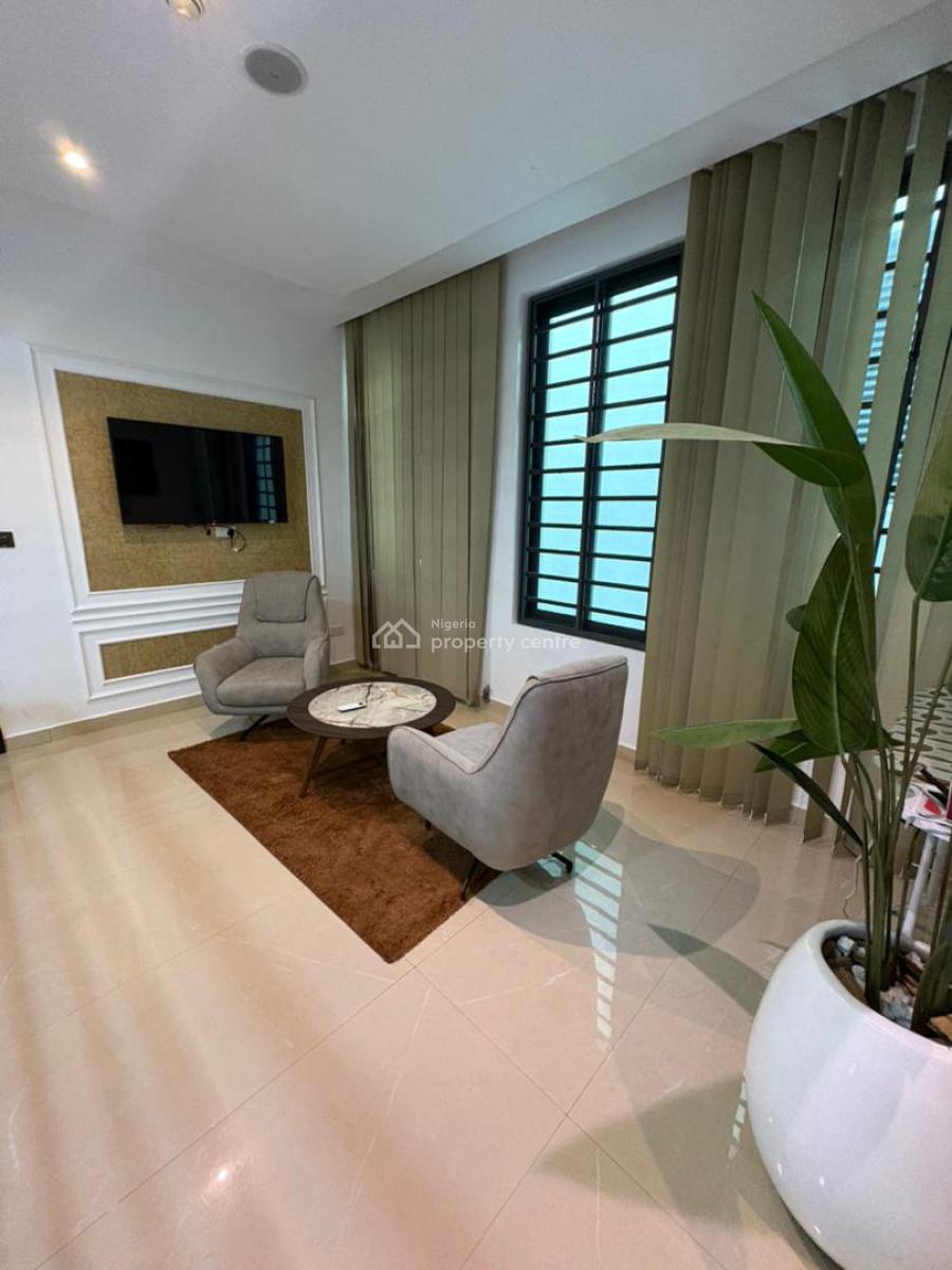 Stunning 3-bedroom Maisonette with Swimming Pool & Gym, Ikoyi, Lagos, Flat / Apartment Short Let