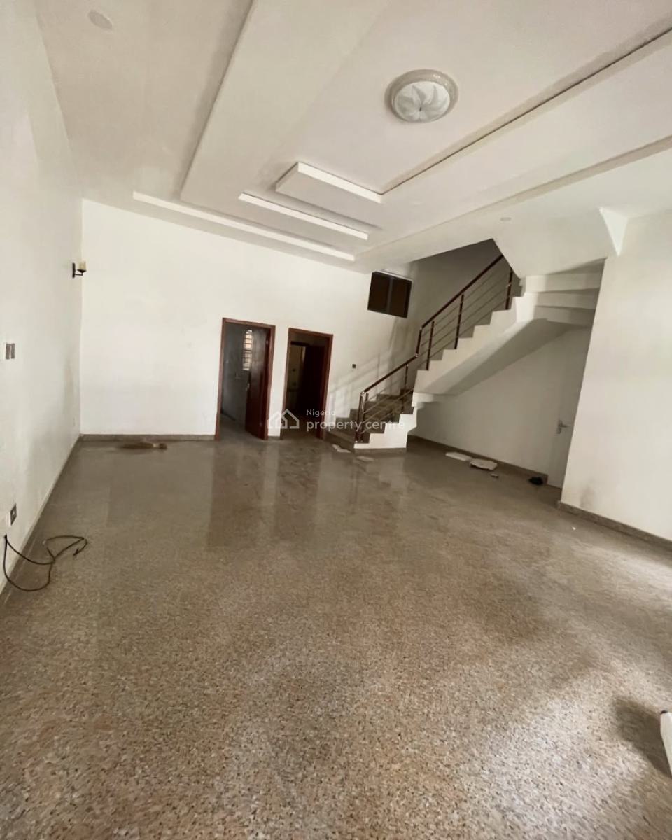 Serviced 4 Bedroom Terrace in a Secured Estate, Ikota, Lekki, Lagos, Terraced Duplex for Rent