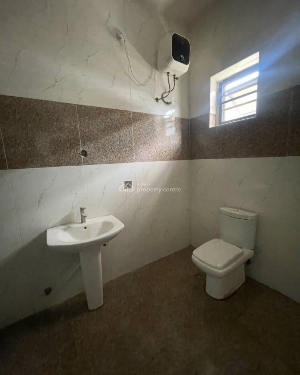 Serviced 4 Bedroom Terrace in a Secured Estate, Ikota, Lekki, Lagos, Terraced Duplex for Rent