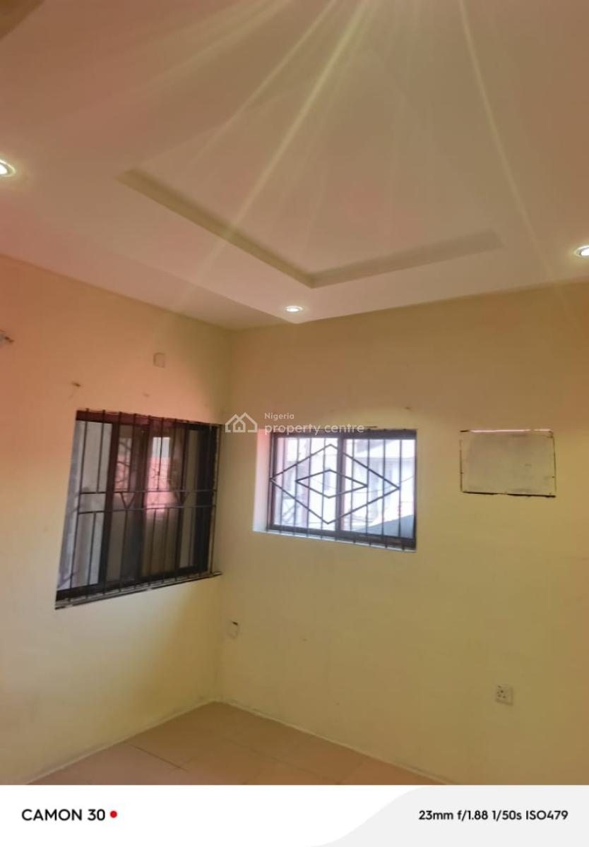 Well Renovated 4 Bedroom Flat, Modern Facilities in Serene Estate, Omole Phase 1, Ikeja, Lagos, Flat / Apartment for Rent