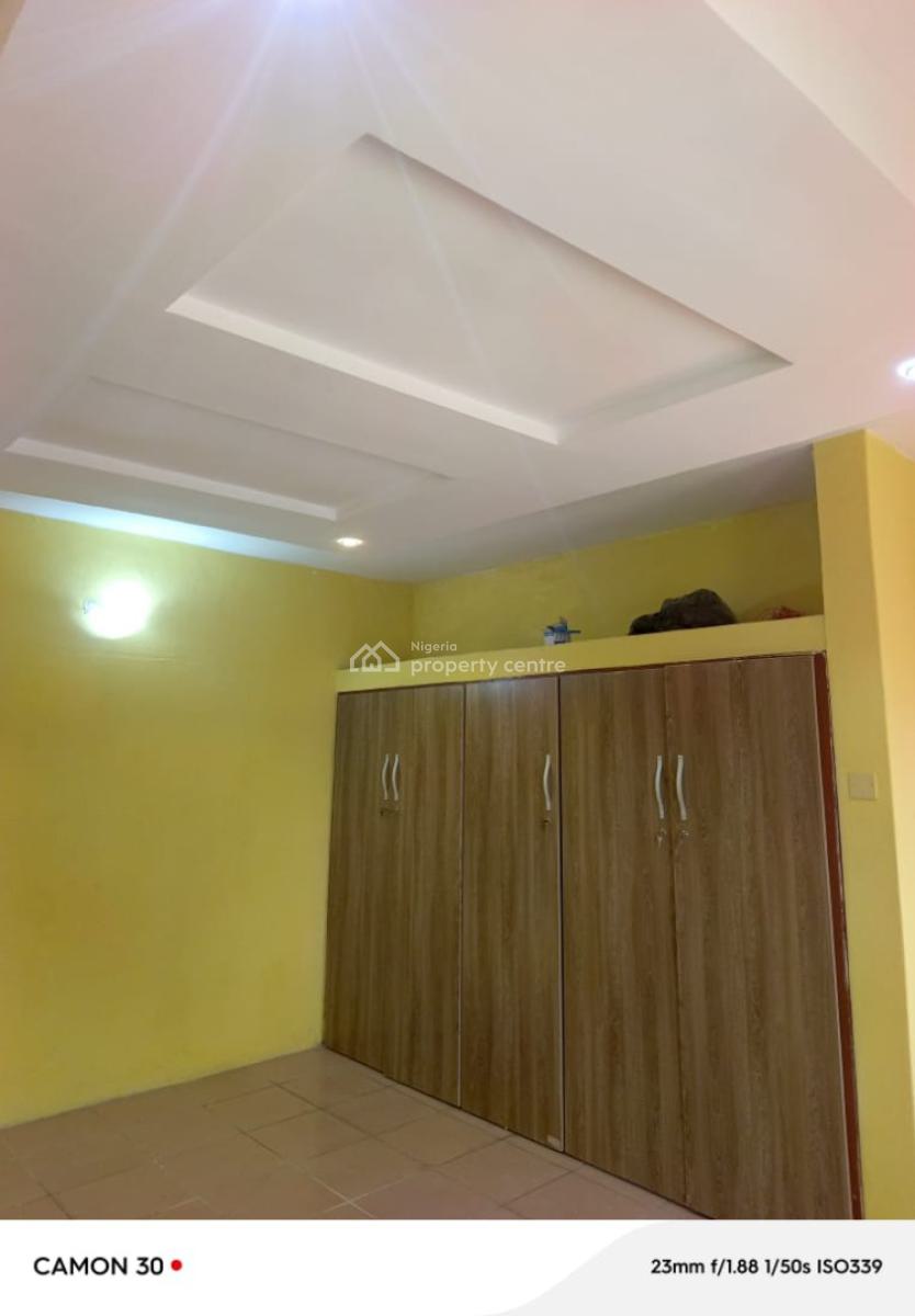 Well Renovated 4 Bedroom Flat, Modern Facilities in Serene Estate, Omole Phase 1, Ikeja, Lagos, Flat / Apartment for Rent