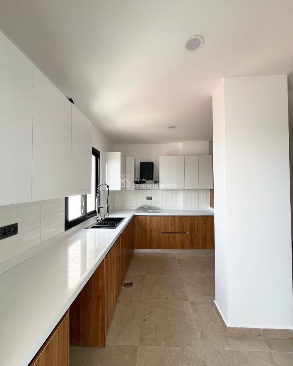 Fully Serviced 3 Bedroom Apartment with Pool & Gym, Exotic Well Finished 3 Bedroom Apartment for Rent, Banana Island, Ikoyi, Lagos, Flat / Apartment for Rent