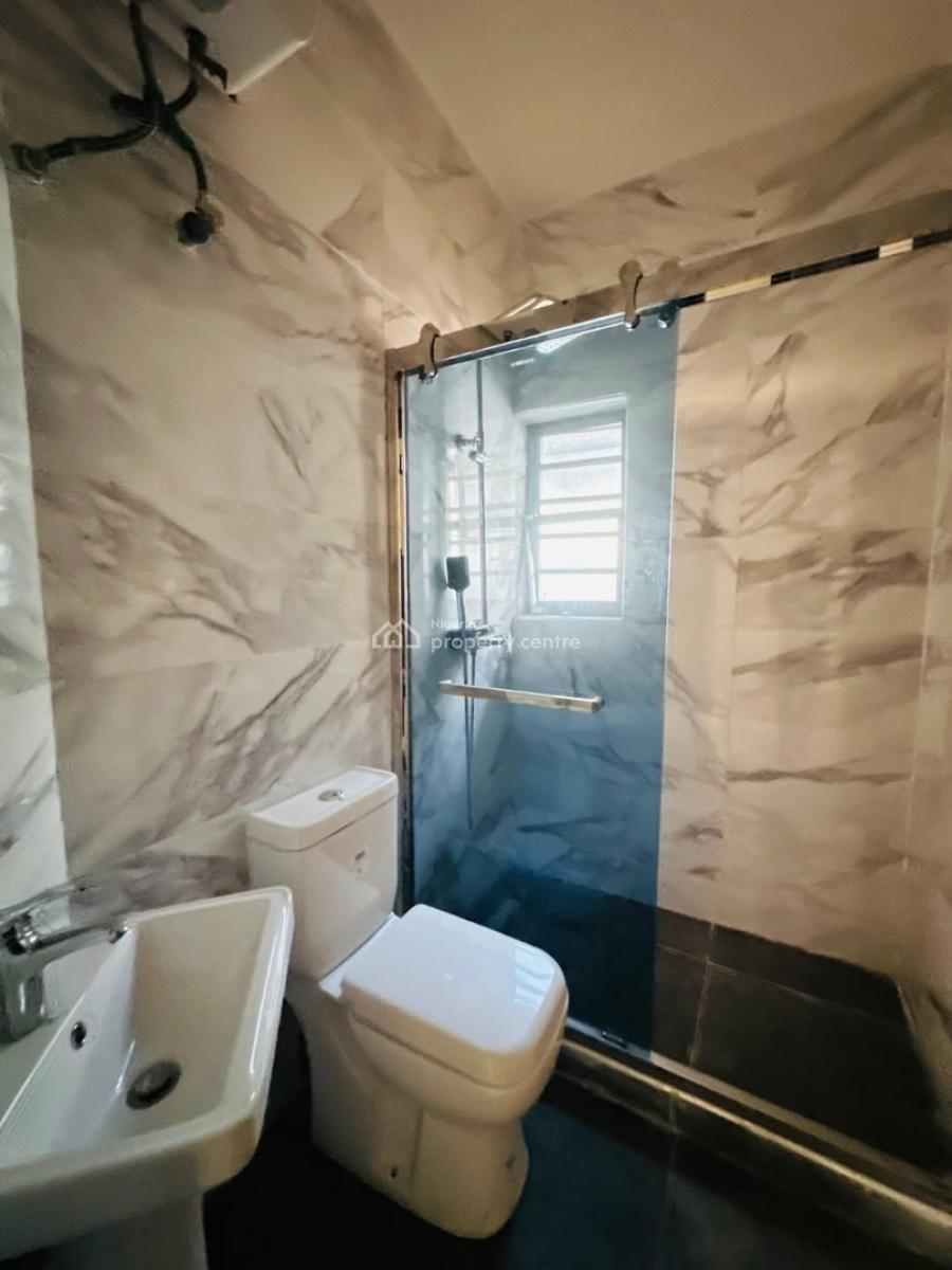 Well Built 5 Bedroom Detached Duplex with Bq & Pool, Lekki Phase 1, Lekki, Lagos, Detached Duplex for Rent