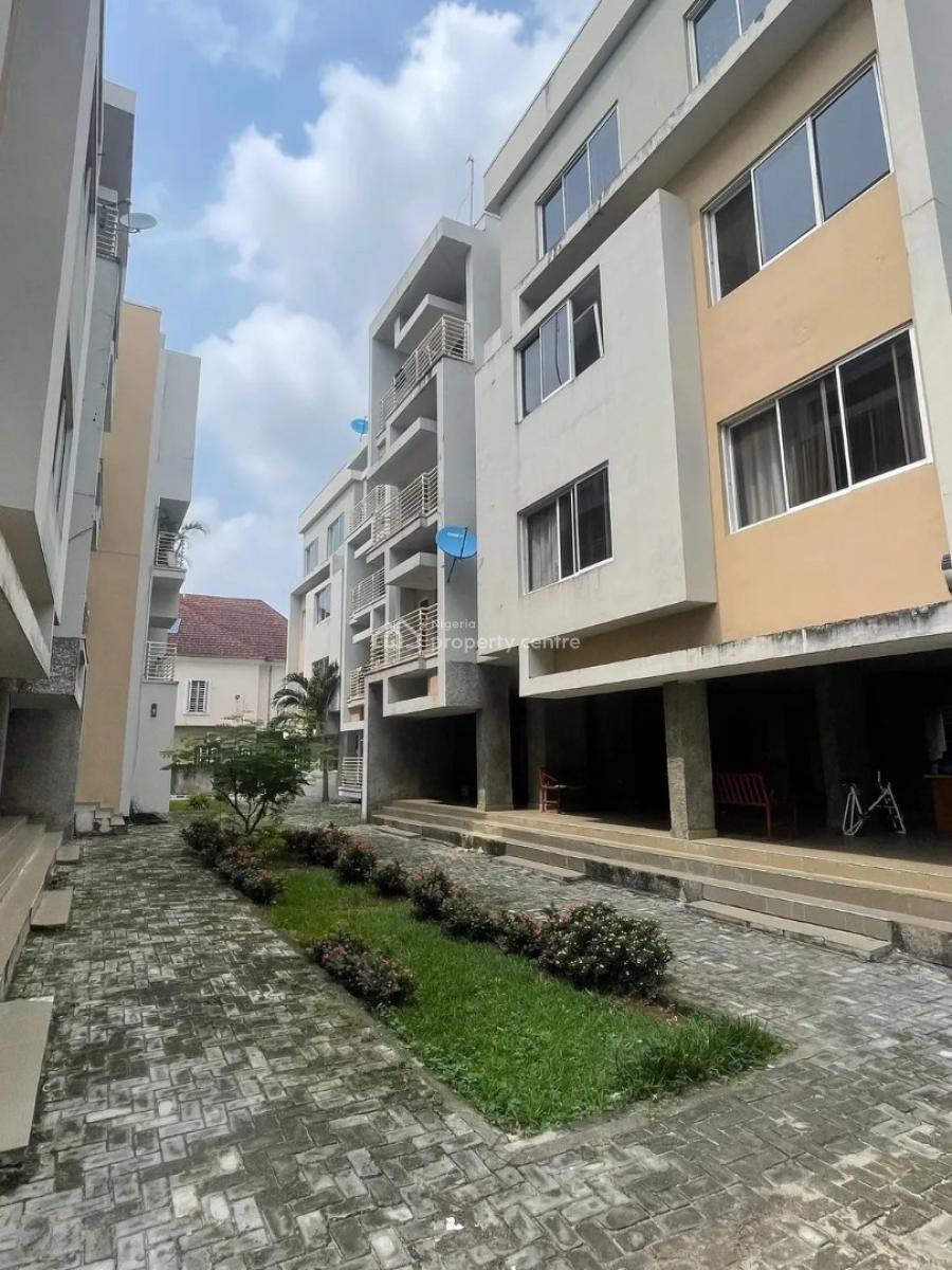 Serviced 3 Bedroom Apartment with Spacious Rooms, Orchid Road, Lekki, Lagos, Flat / Apartment for Rent