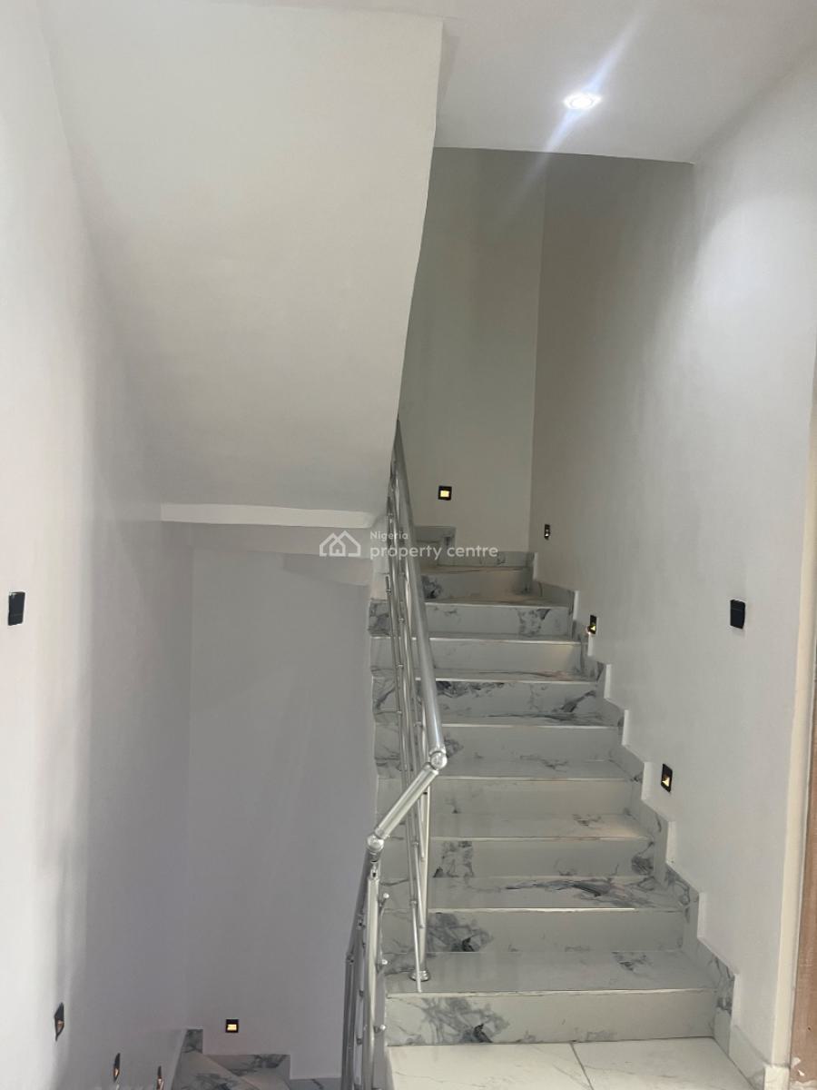 Well Finished Brand New 5 Bedroom Semi Detached House with 2 Extra Rum, Ologolo, Lekki, Lagos, House for Rent