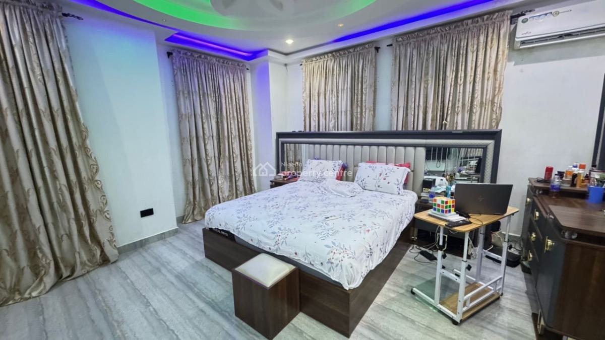 Standard 4-bedroom Duplex, Von Axis, Airport Rd., Lugbe District, Abuja, Detached Duplex for Sale