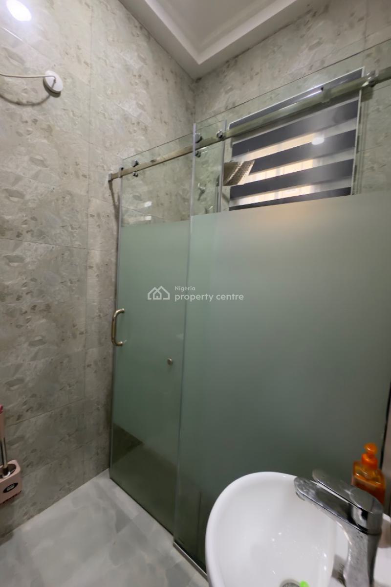 2 Bedroom Serviced Apartment, 3rd Avenue, Gwarinpa, Abuja, Flat / Apartment for Rent