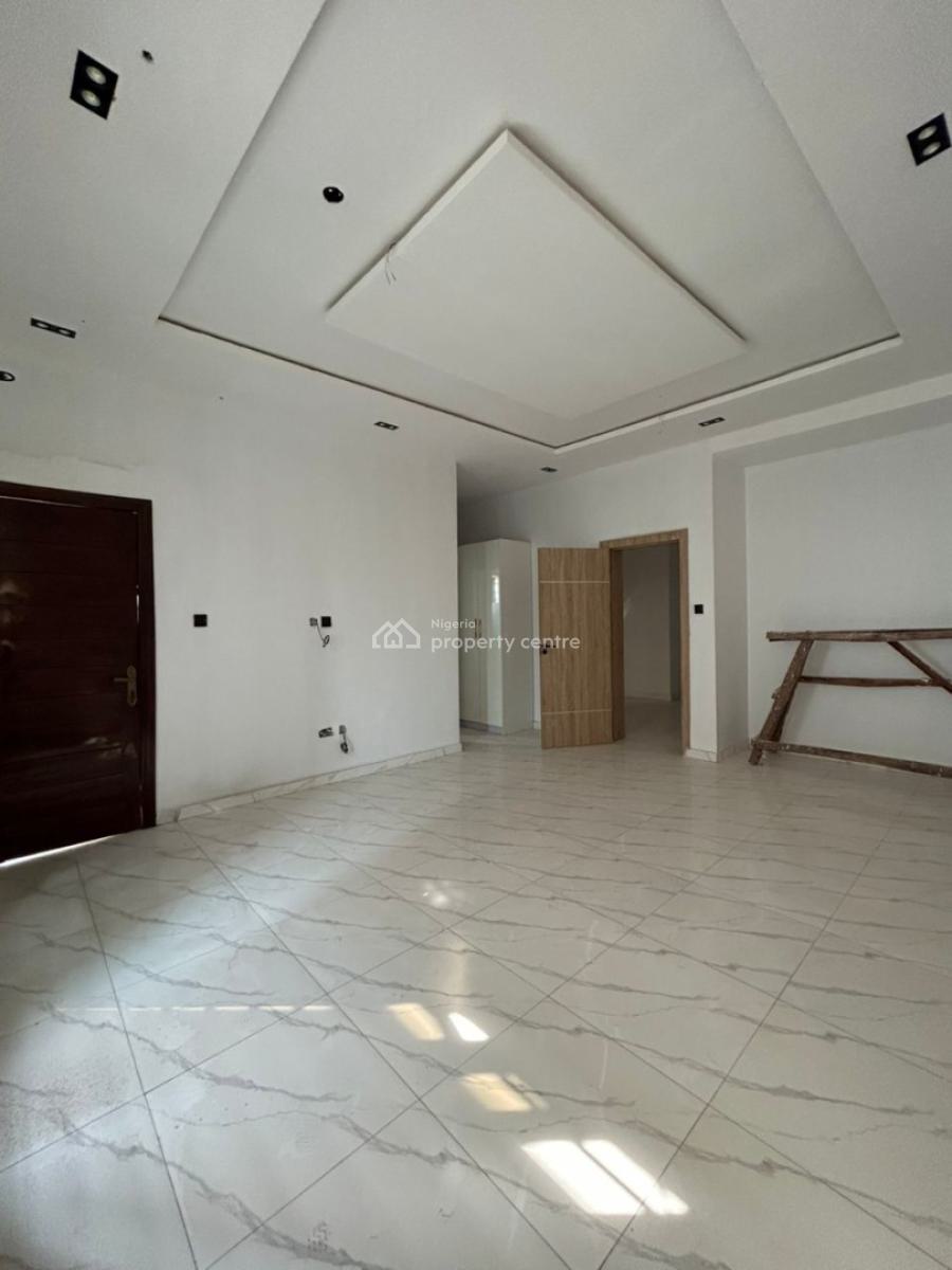 4-bedroom Semi-detached Duplex with Bq, Ologolo, Lekki, Lagos, Semi-detached Duplex for Sale