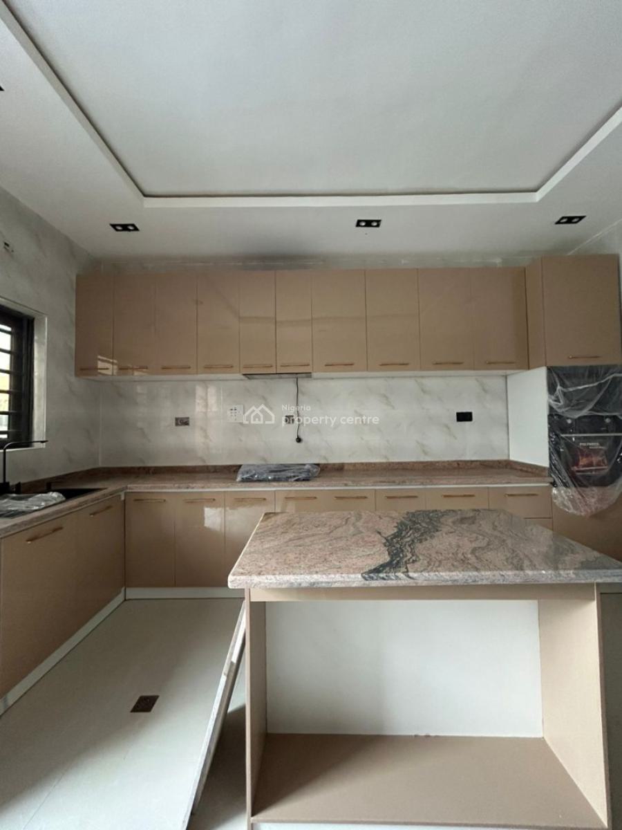 4-bedroom Semi-detached Duplex with Bq, Ologolo, Lekki, Lagos, Semi-detached Duplex for Sale