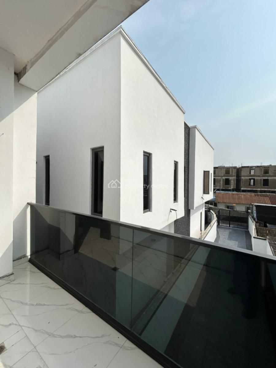 4-bedroom Semi-detached Duplex with Bq, Ologolo, Lekki, Lagos, Semi-detached Duplex for Sale