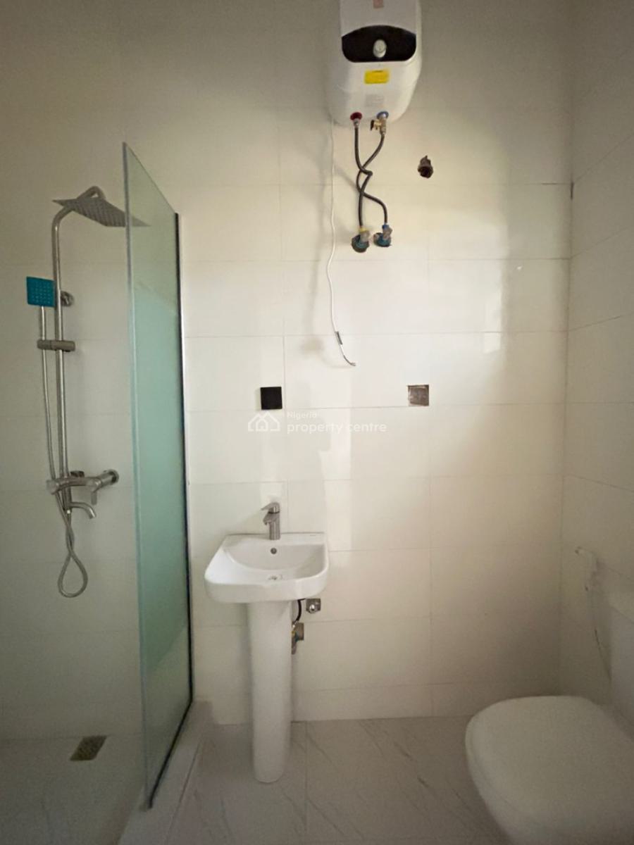 4-bedroom Semi-detached Duplex with Bq, Ologolo, Lekki, Lagos, Semi-detached Duplex for Sale