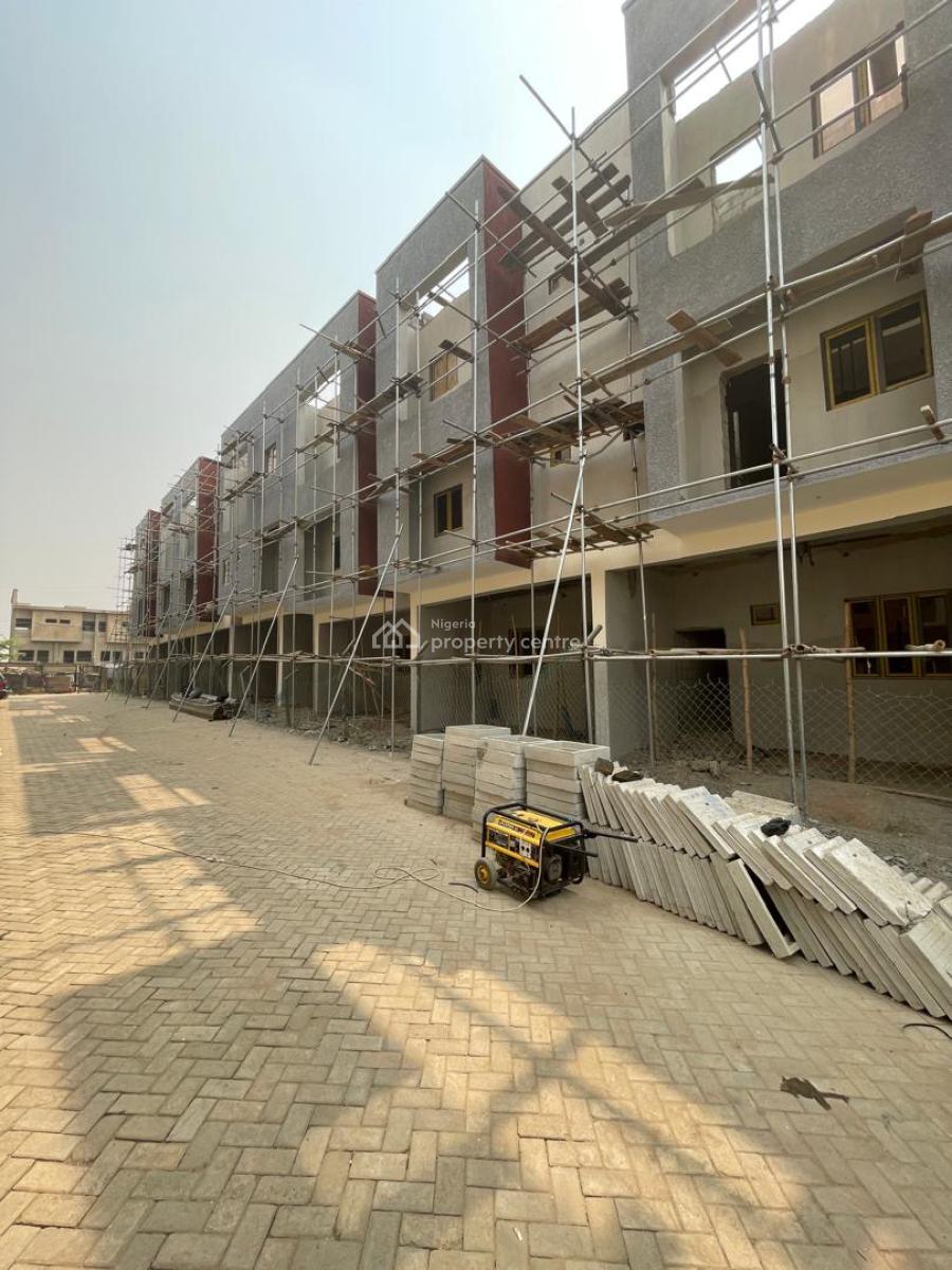 Well-designed 1-bedroom Apartment, Lugbe District, Abuja, Mini Flat (room and Parlour) for Sale