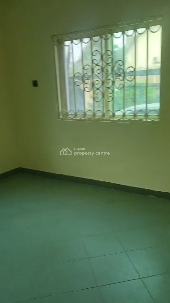 3 Bedroom Flat with 4toilets, Apo Legislative Quarters, Apo, Abuja, Flat / Apartment for Rent