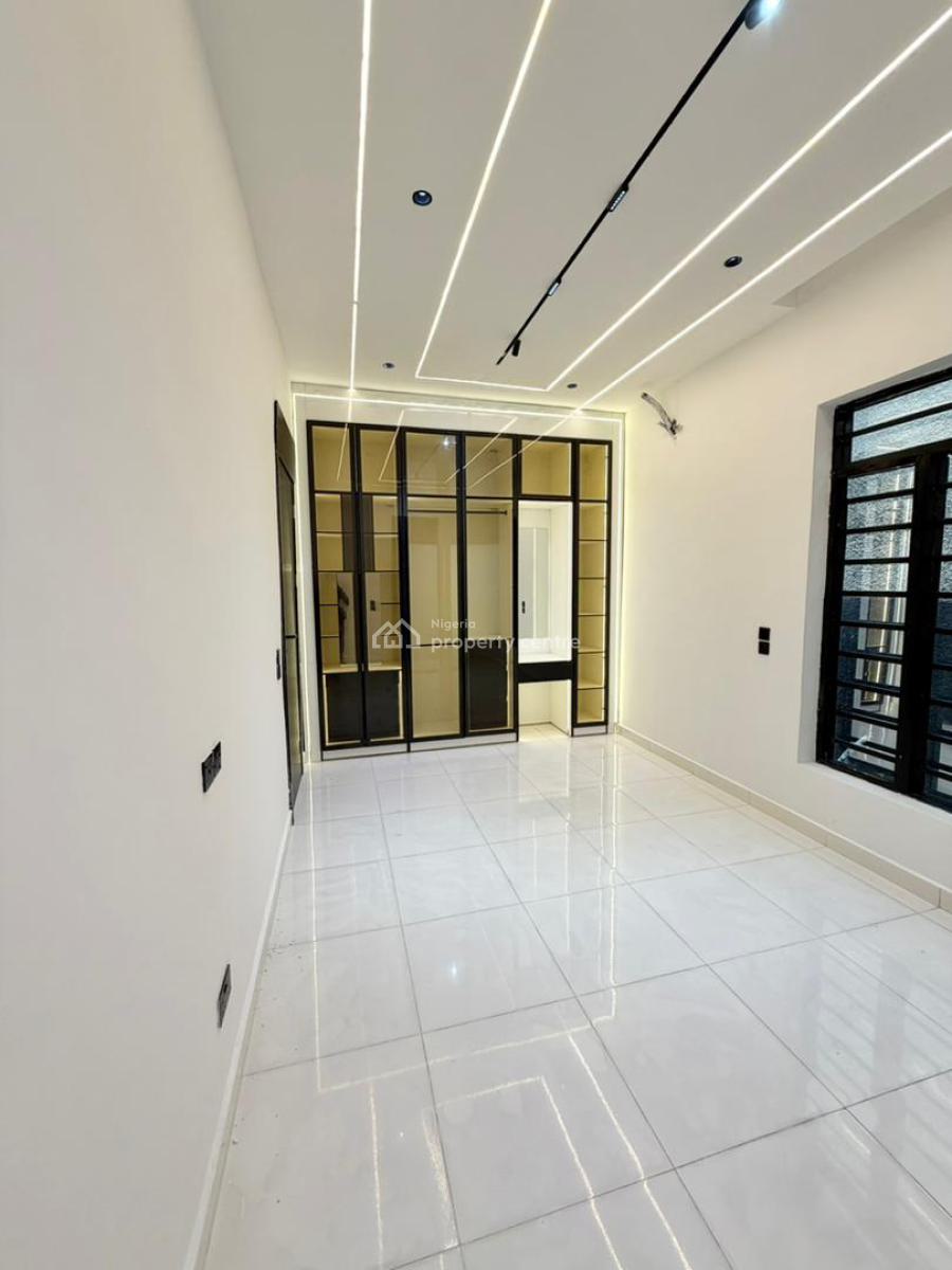 Beautifully Built 5 Bedroom Duplex with Swimming Pool, Chevron, Lekki, Lagos, Detached Duplex for Sale