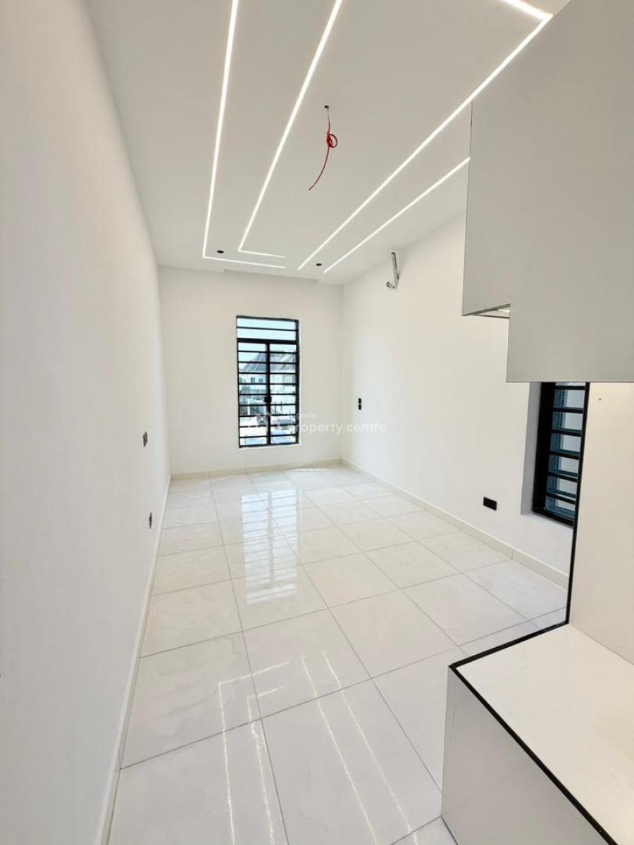 Beautifully Built 5 Bedroom Duplex with Swimming Pool, Chevron, Lekki, Lagos, Detached Duplex for Sale