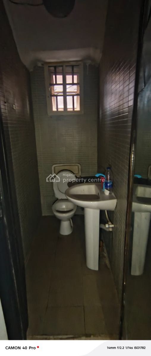 Bq Room Self Contain, Lekki Phase 1, Lekki, Lagos, Self Contain (single Rooms) for Rent