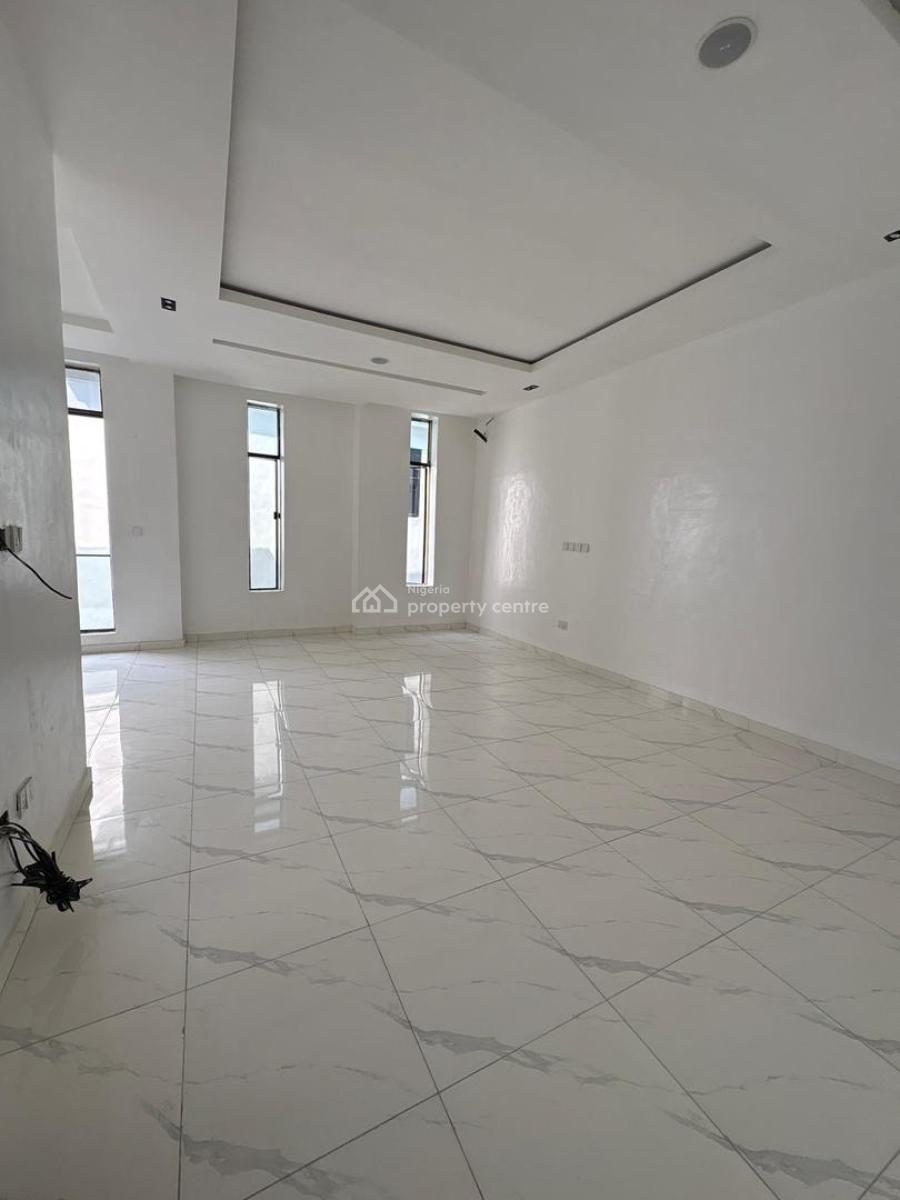 Contemporary Living in Lekki: 4-bedroom Semi-detached, Orchid, Lekki, Lagos, Semi-detached Duplex for Rent