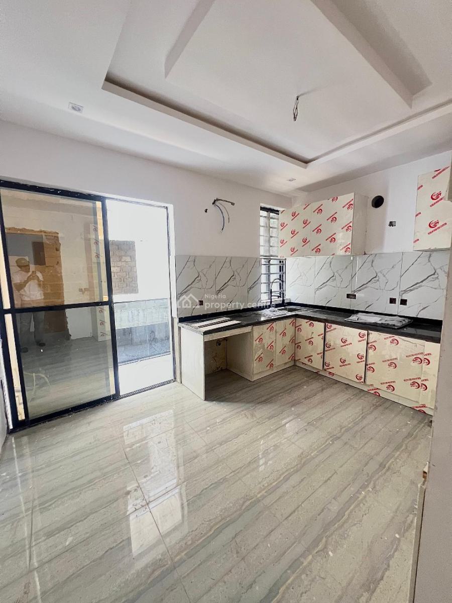 Well- Laid Out 2- Bedroom Apartment, Ologolo, Lekki, Lagos, Flat / Apartment for Sale