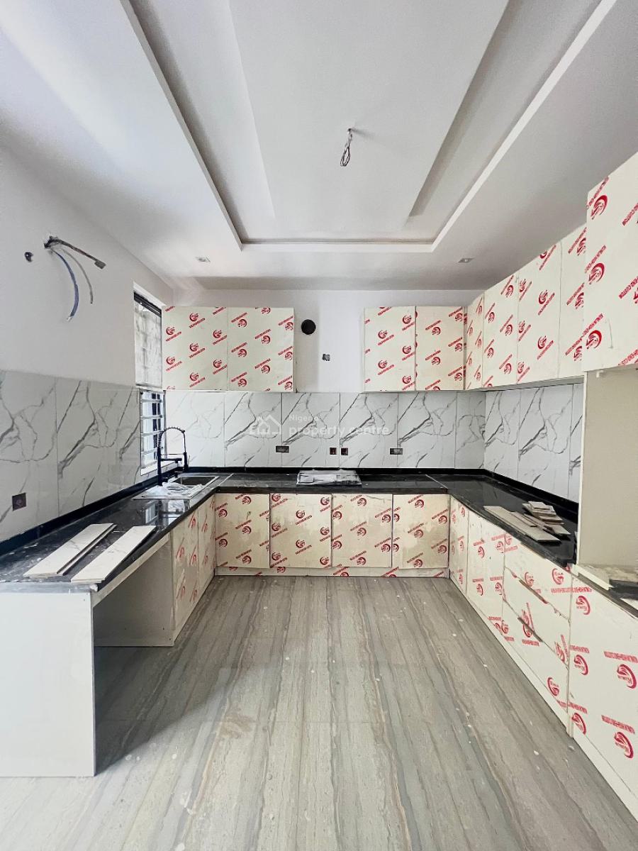 Well- Laid Out 2- Bedroom Apartment, Ologolo, Lekki, Lagos, Flat / Apartment for Sale