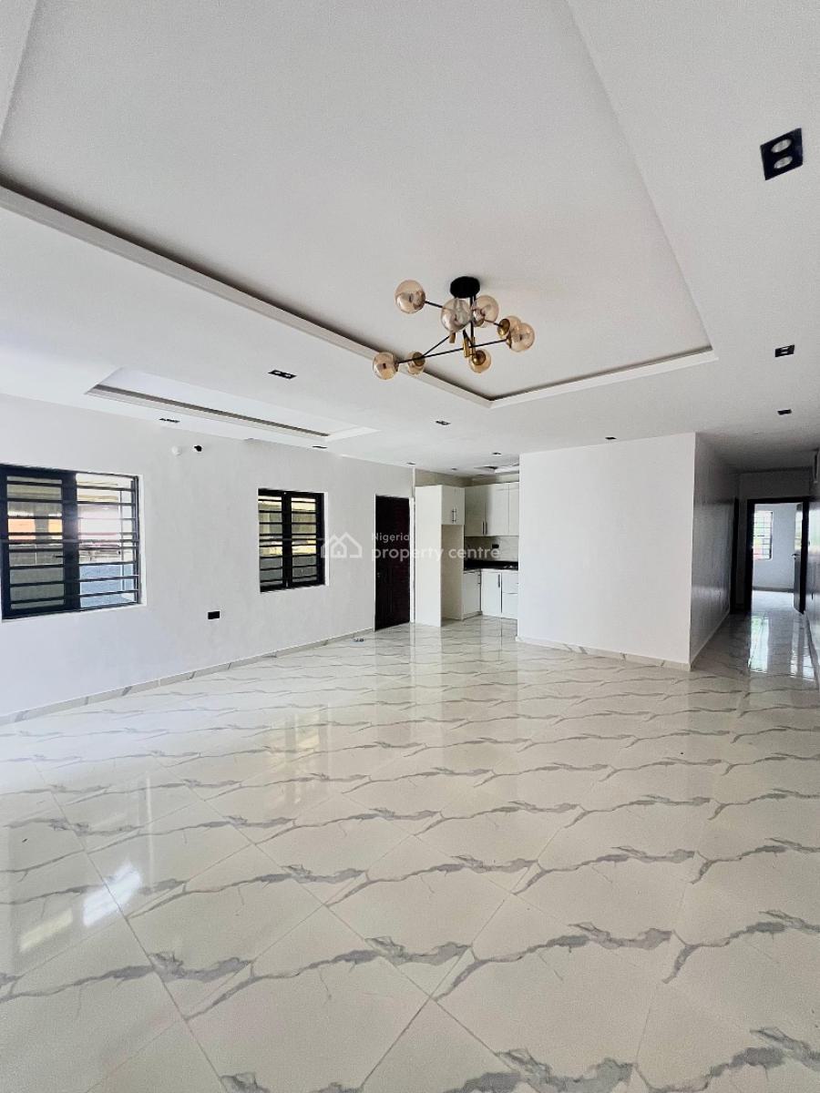 Well-arranged 2-bedroom Apartment, Ologolo, Lekki, Lagos, Flat / Apartment for Rent